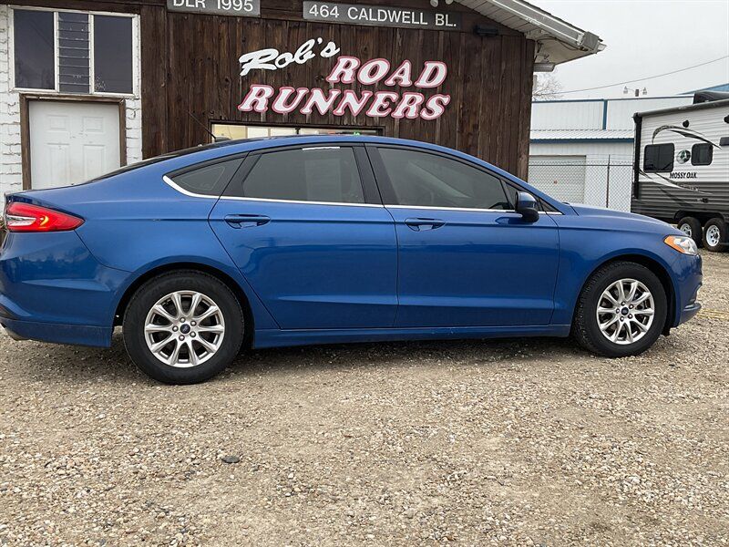 2017 - Ford - Fusion - $9,995