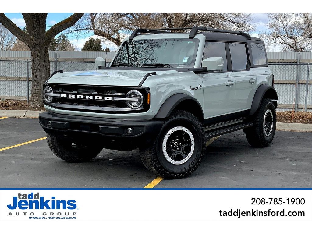 2022 - Ford - Bronco - $52,995