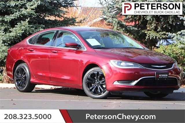 2015 - Chrysler - 200 - $14,997