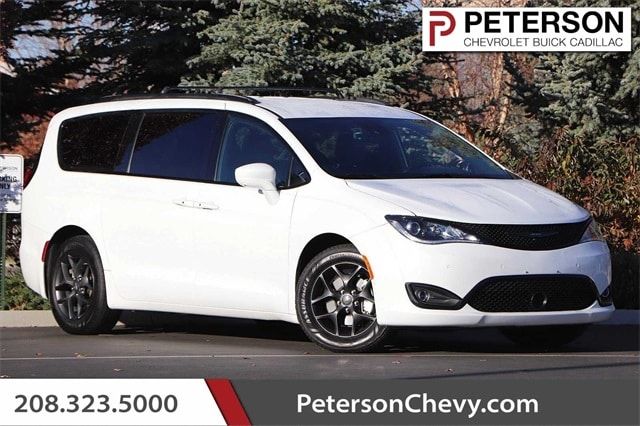 2018 - Chrysler - Pacifica - $34,594