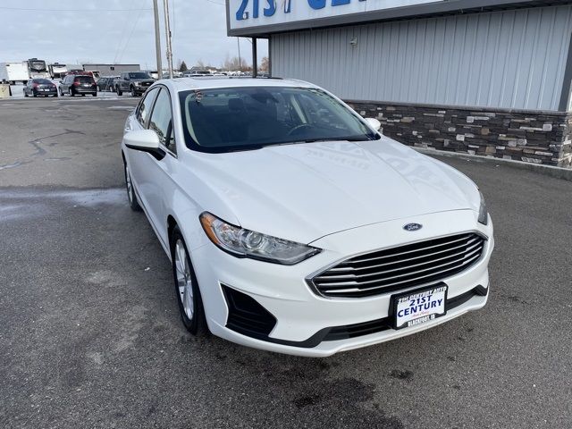 2020 - Ford - Fusion - $18,621