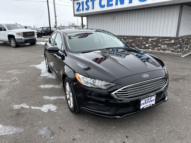 2017 - Ford - Fusion - $12,751